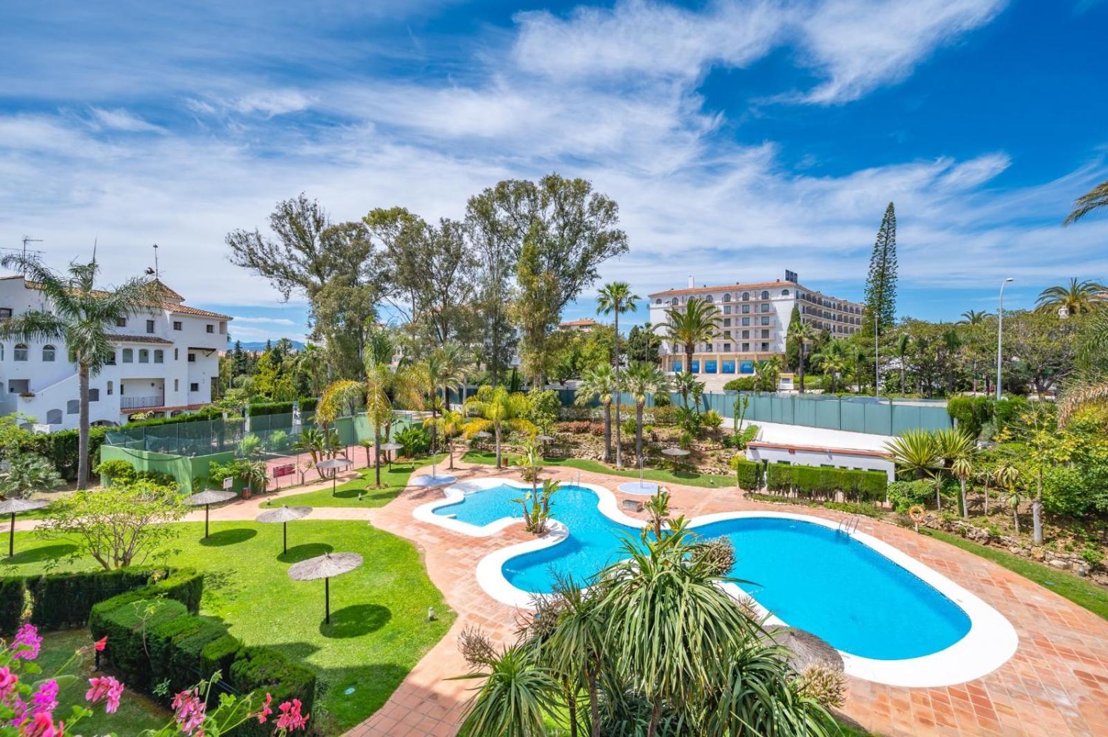 2 Bedroom Apartment in Medina Garden - Puerto Banús Marbella Exterior foto